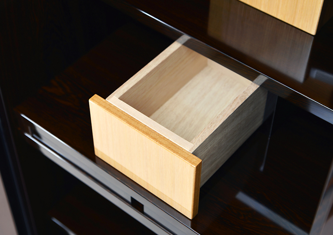 遺品や大切な物を収納できるかたみ箱