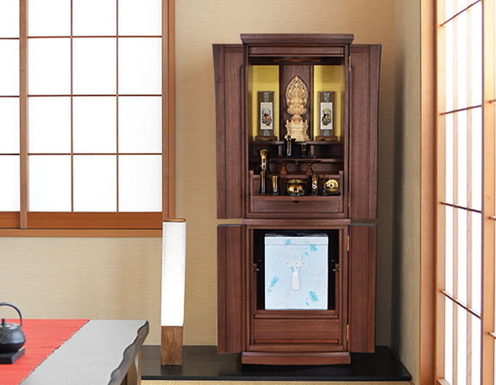 落ち着いた色合いのお仏壇 ウォールナット