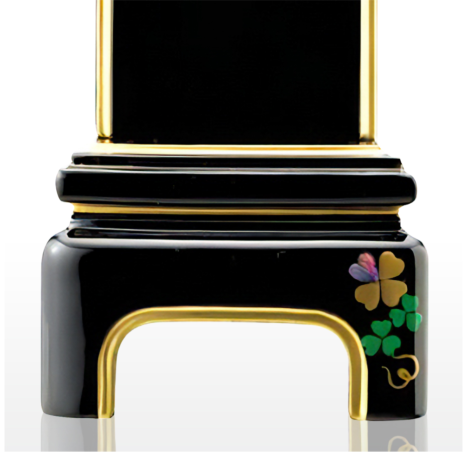 モダンなクローバー