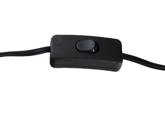 スイッチはコードの途中に